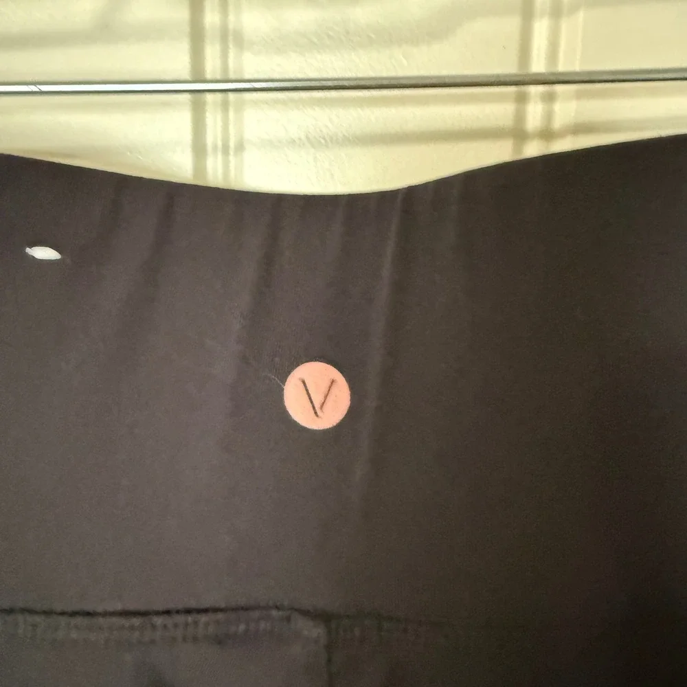 Livi‎ Active Leggings Women 14/16 Black Good Wicking 7/8 Lattice Detail Pocket